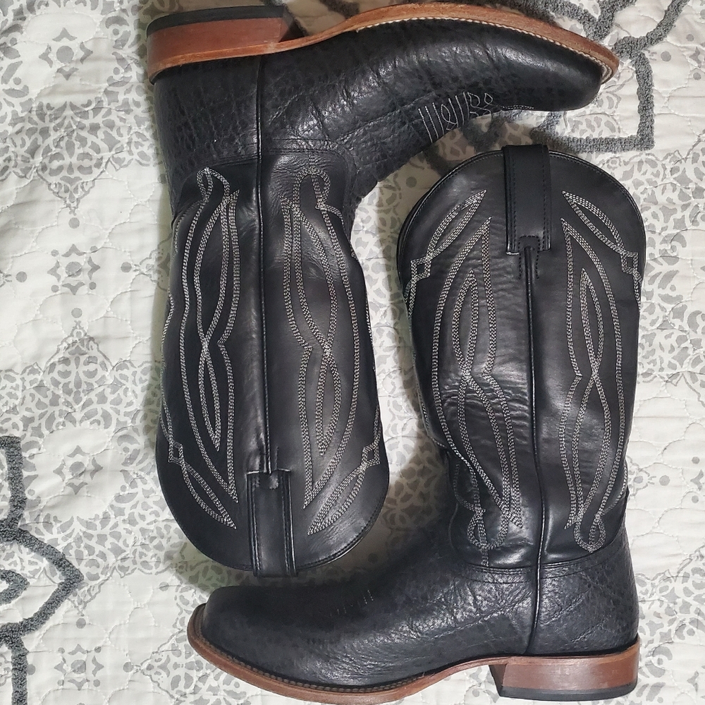 Tony Lama square toe bull hide cowboys boots
